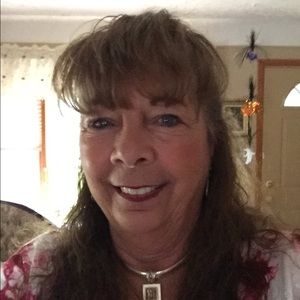 Meet your Posher, Pam