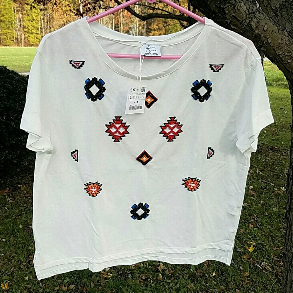 {Zara} Embroidered Tee