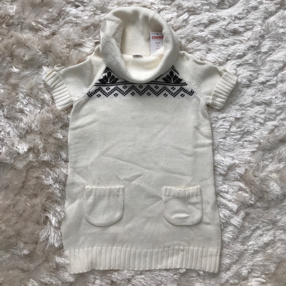 Sweater tunic with short sleeves