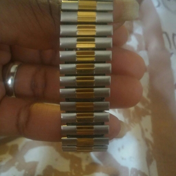 2 Mens Watches, 1 Seiko Watch, 1Ingersoll-rand - Picture 6 of 8