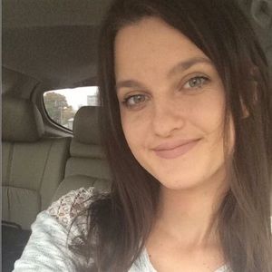 Meet your Posher, Marisa