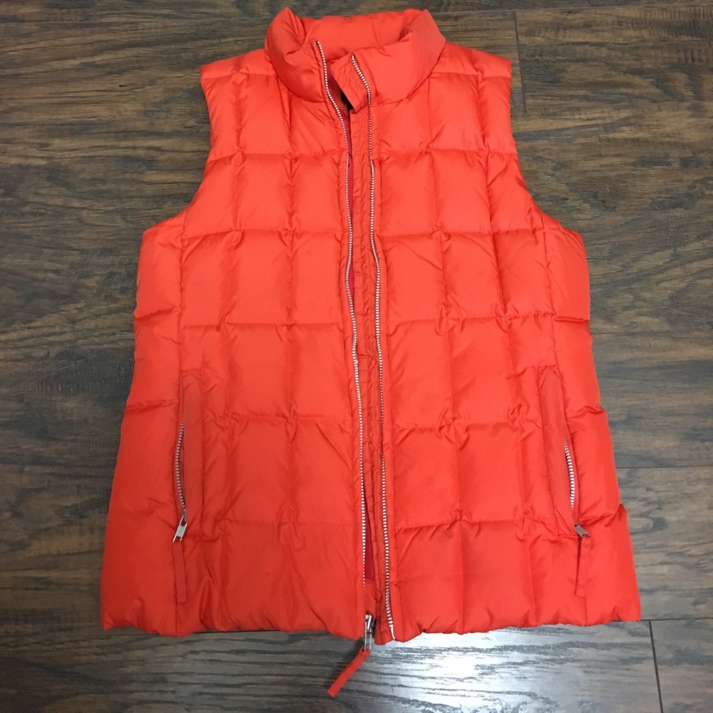 SOLD! Gap vest