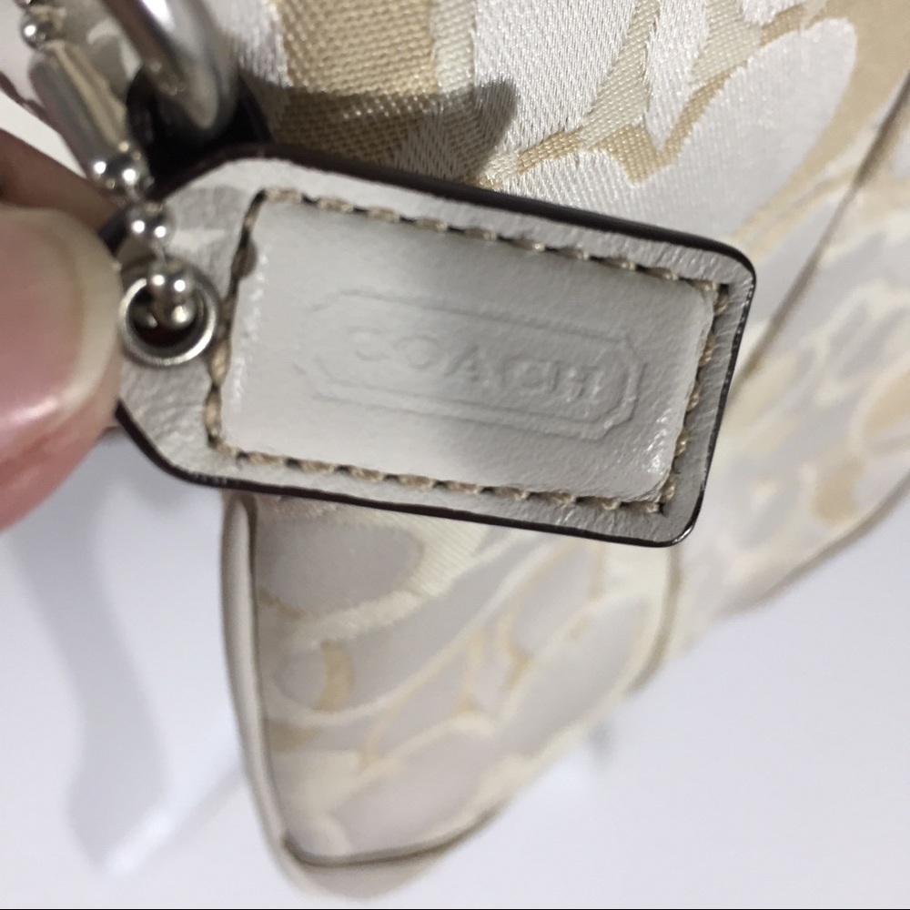 Coach Optic Signature Swing Pack Crossbody #10148 - Picture 4 of 8