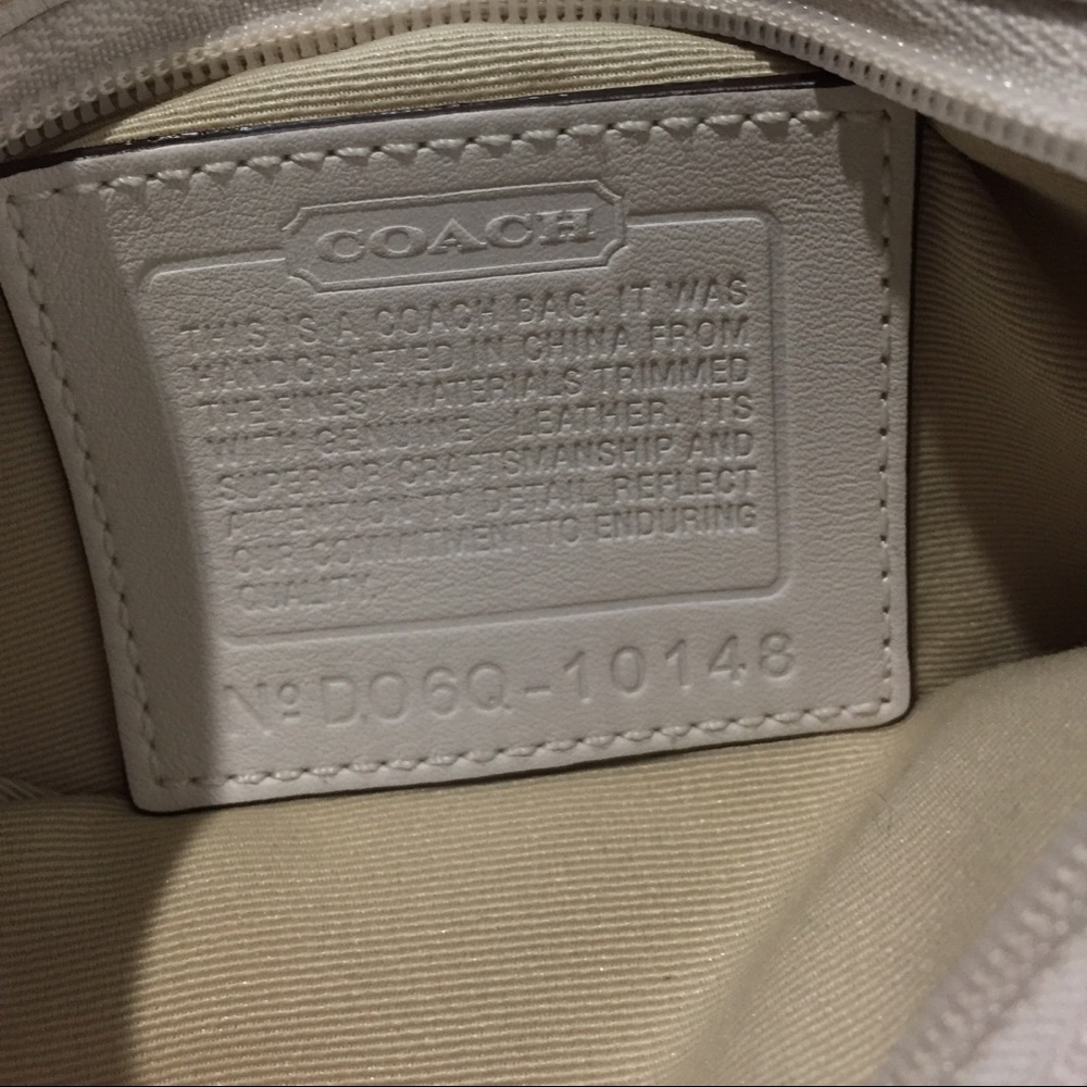 Coach Optic Signature Swing Pack Crossbody #10148 - Picture 8 of 8