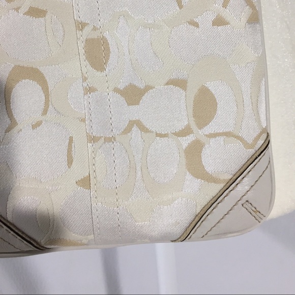 Coach Optic Signature Swing Pack Crossbody #10148 - Picture 7 of 8