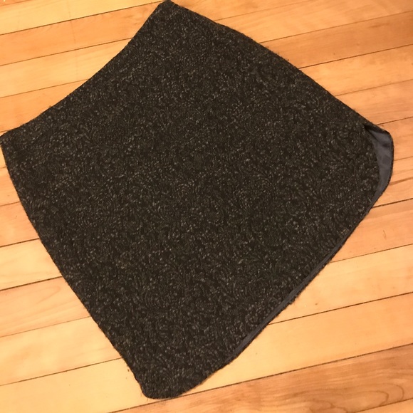 Maggie Ward Dresses & Skirts - Detailed skirt