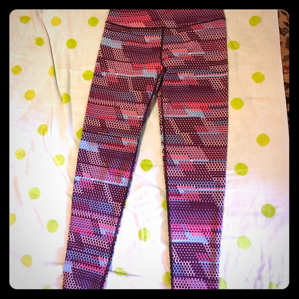 Victoria's Secret Sports leggings size medium