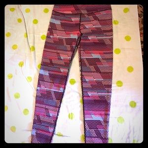 Victoria's Secret Sports leggings size medium