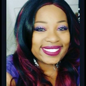 Meet your Posher, Danitra