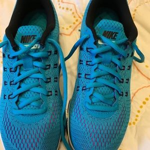 Nike AirMax Tailwind 8