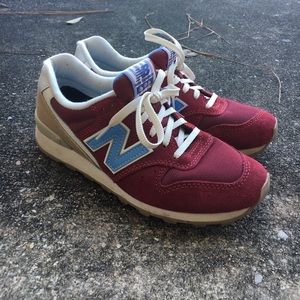 New Balance 696 red sneaker