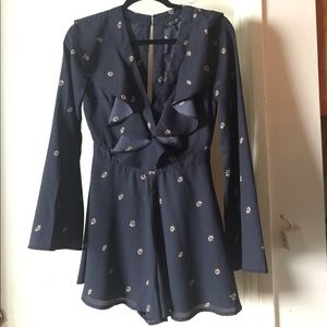 Topshop ruffle navy blue romper sz 4