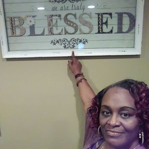 Meet your Posher, Ramona