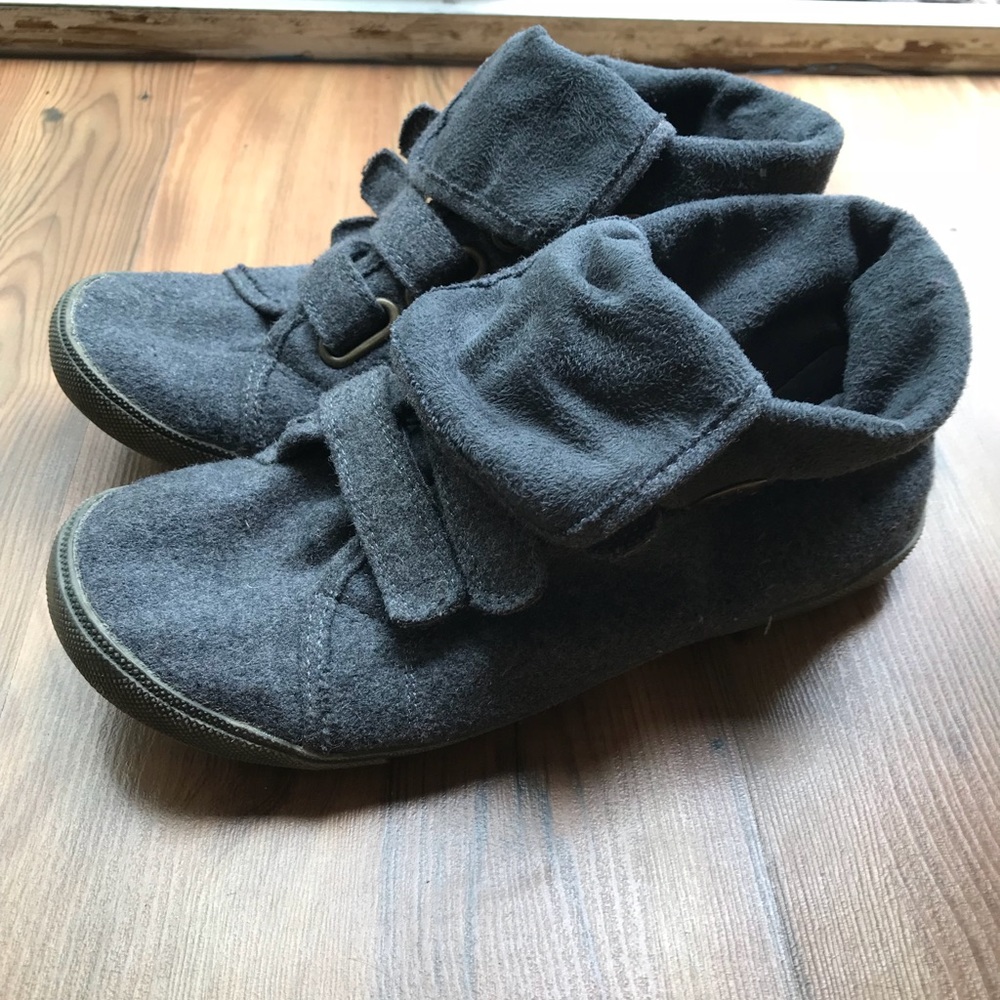 Blowfish Grey 7.5 booties.