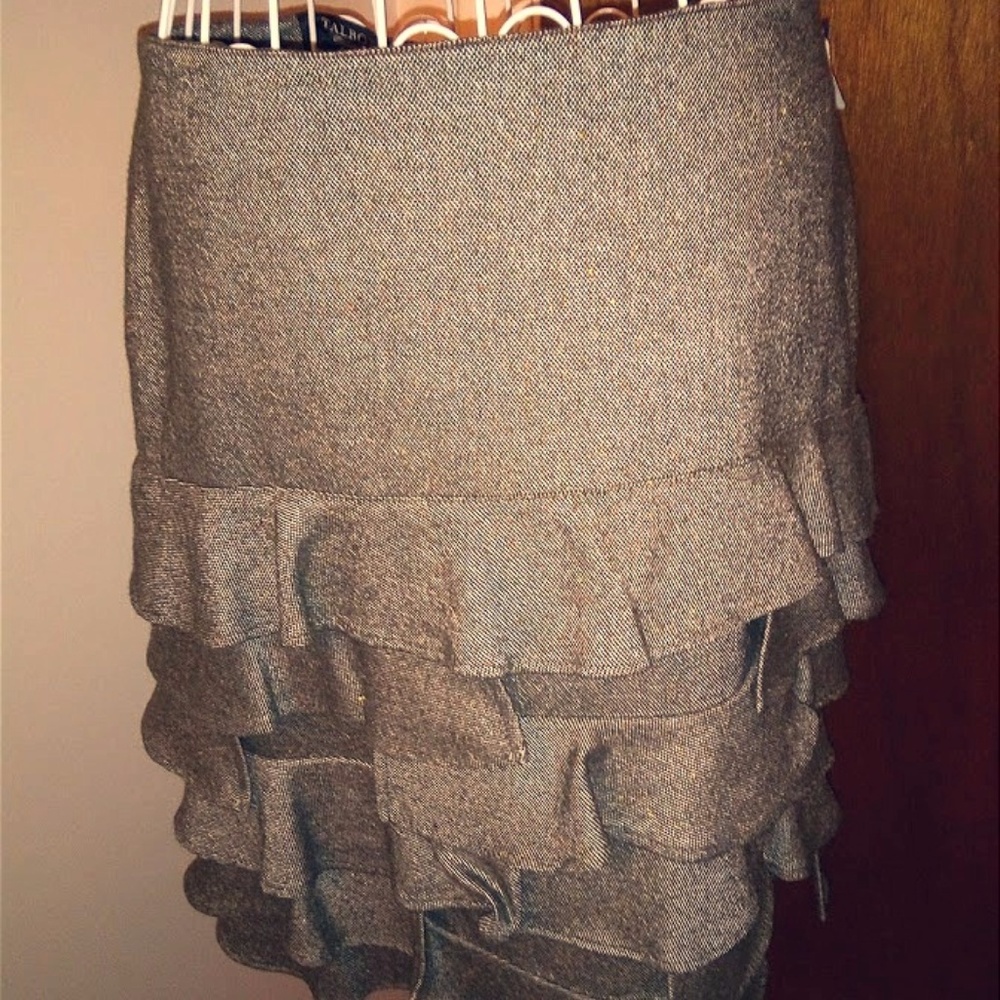 Talbots Petites Tiered Straight Skirt - Size 6 P