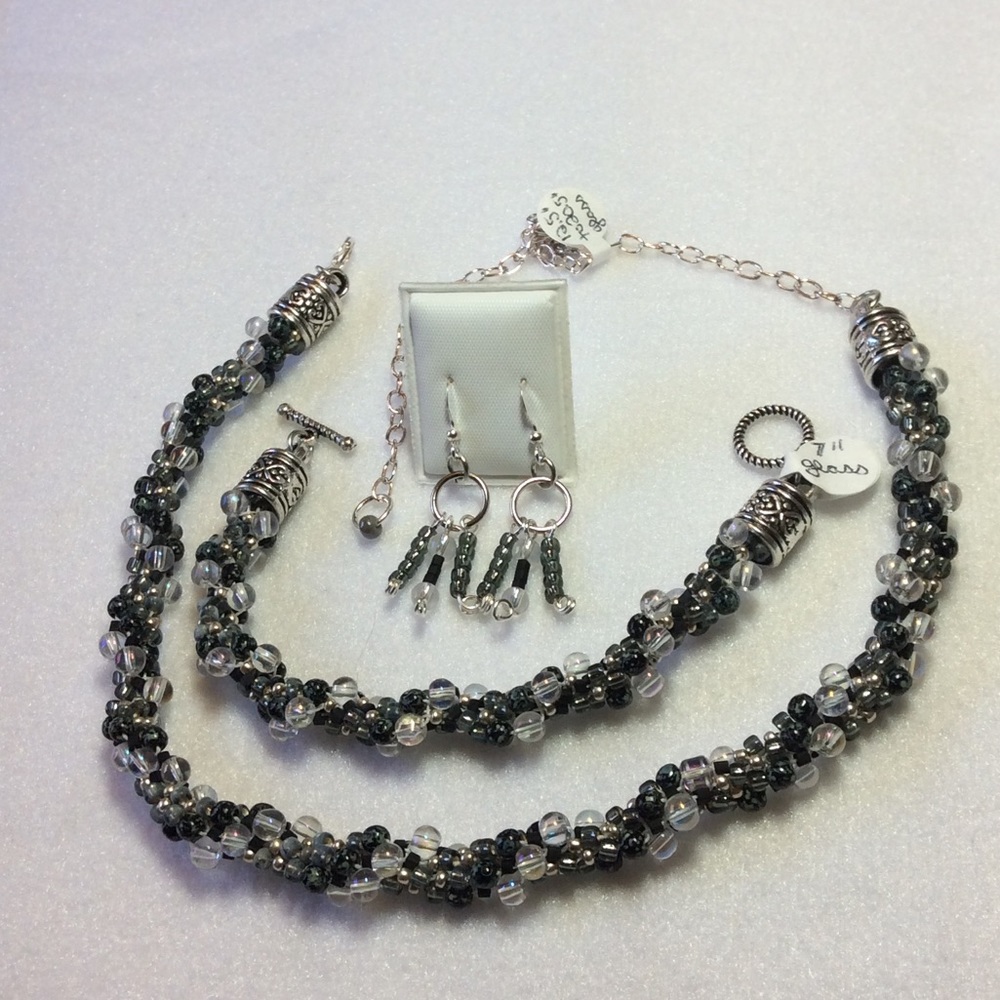 FINAL SALE PRICE Neutral Handwoven 3 Pc. Jewelry Set in Blk/Clr/Sil - Picture 1 of 5