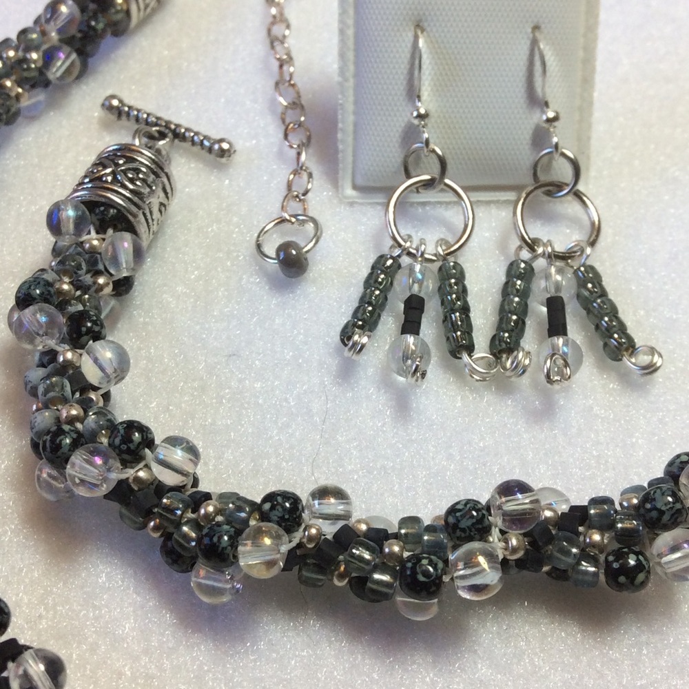 FINAL SALE PRICE Neutral Handwoven 3 Pc. Jewelry Set in Blk/Clr/Sil - Picture 2 of 5