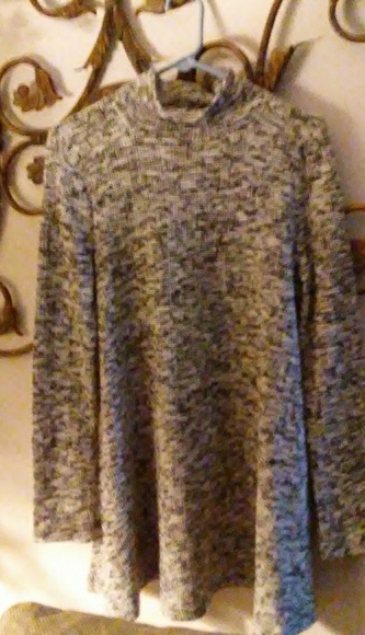 FOREVER 21 SHIFT DRESS IN CREAM CHARCOAL - Picture 4 of 8