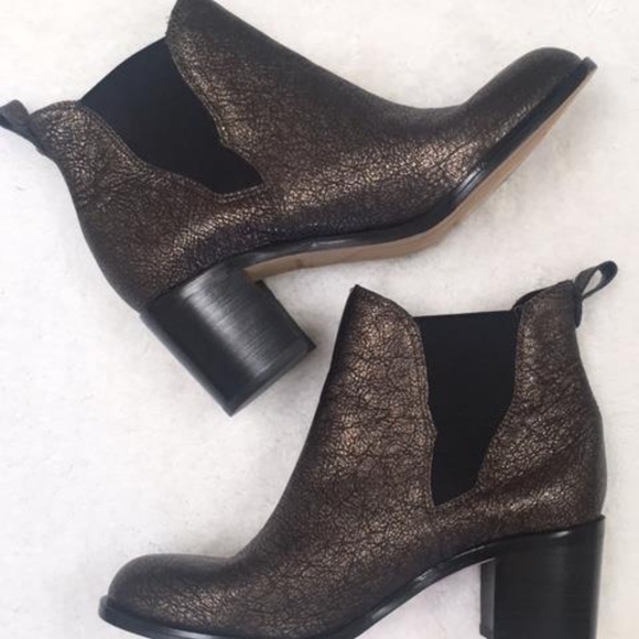 Sam Edelman Justin Bronze Metallic Boot - Picture 3 of 5