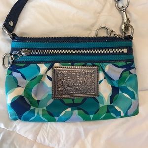Coach Poppy wristlet