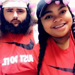 Meet your Posher, Devyn