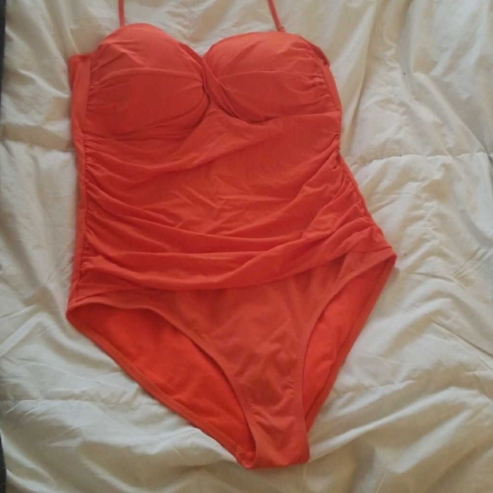 One piece bathing suit