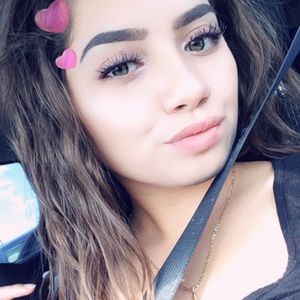 Meet your Posher, Marcela