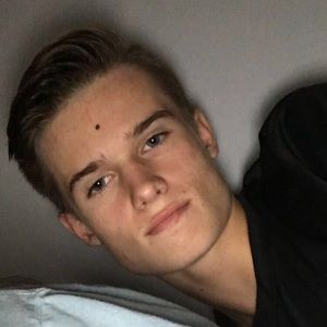 Meet your Posher, Evan