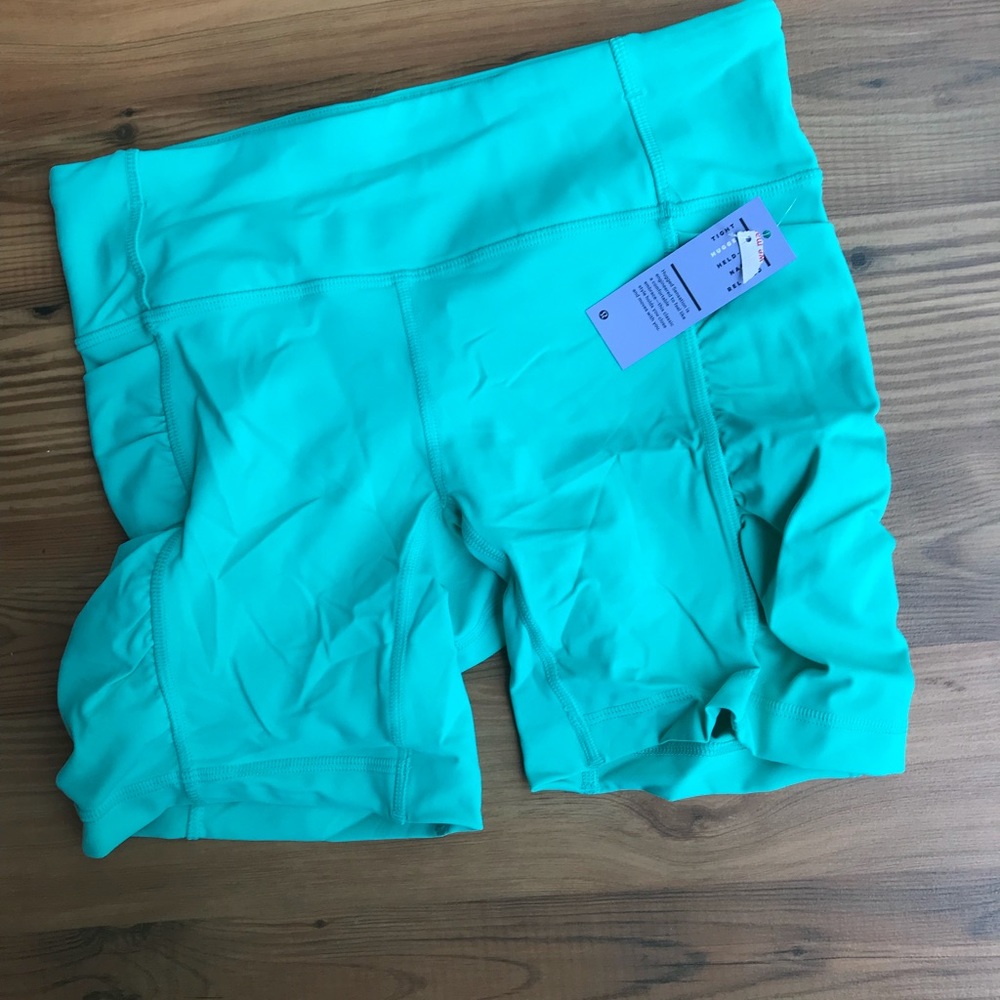 Lulu running shorts size 6 new