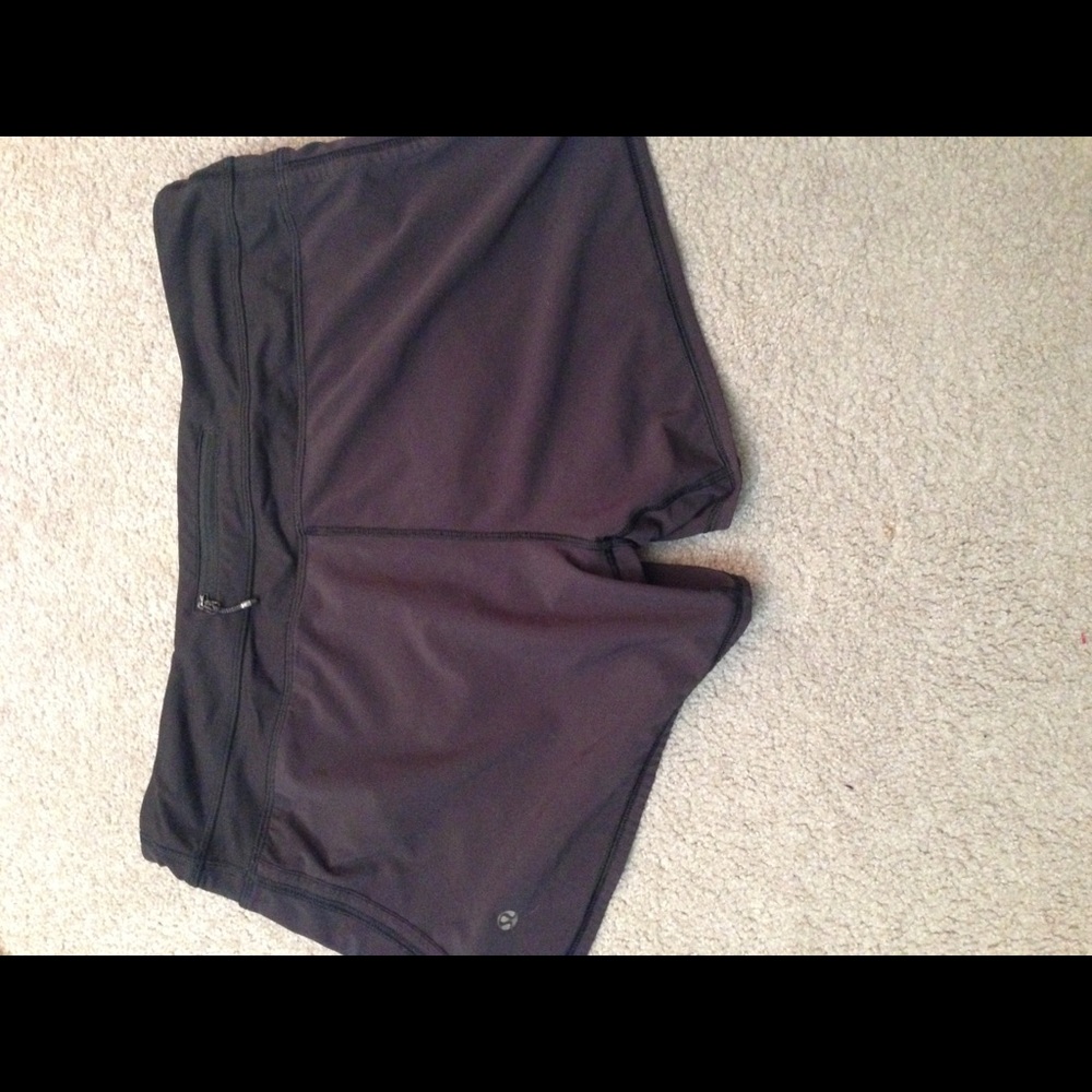 Lululemon black shorts