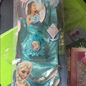 Elsa musical gloves
