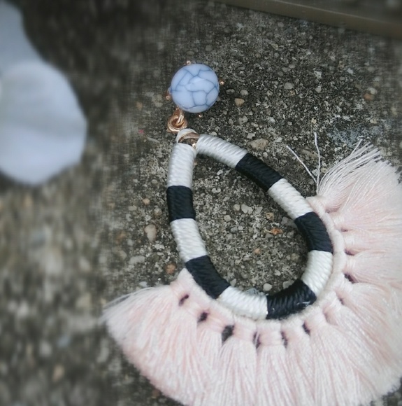 Pink Fringe Tassel Marbel Stud Earrings - Picture 2 of 4