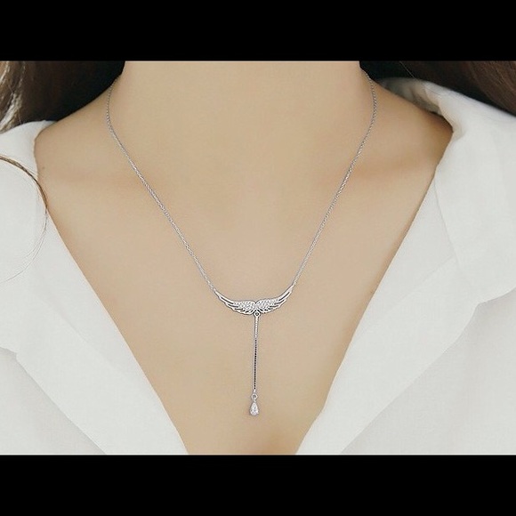 🎄Sterling Silver Angel Wing Choker Necklace - Picture 4 of 5