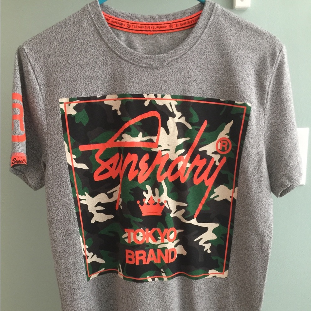 Superdry Tee Shirt, Size Small