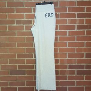 Gap oatmeal colored warm up pants L.