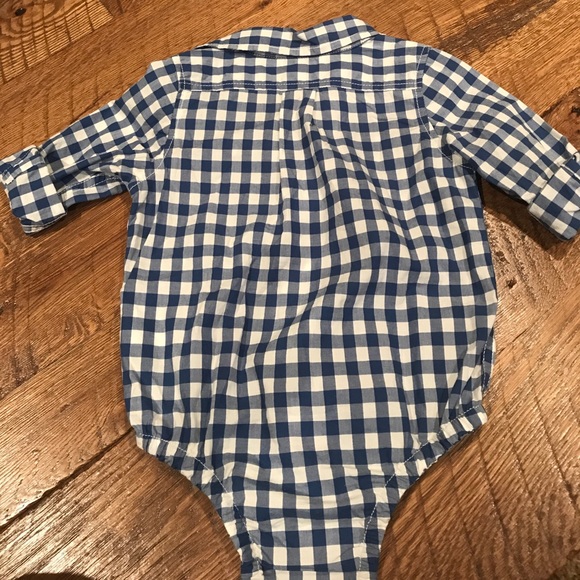 Gap button up onesie 18-24 mo - Picture 4 of 9