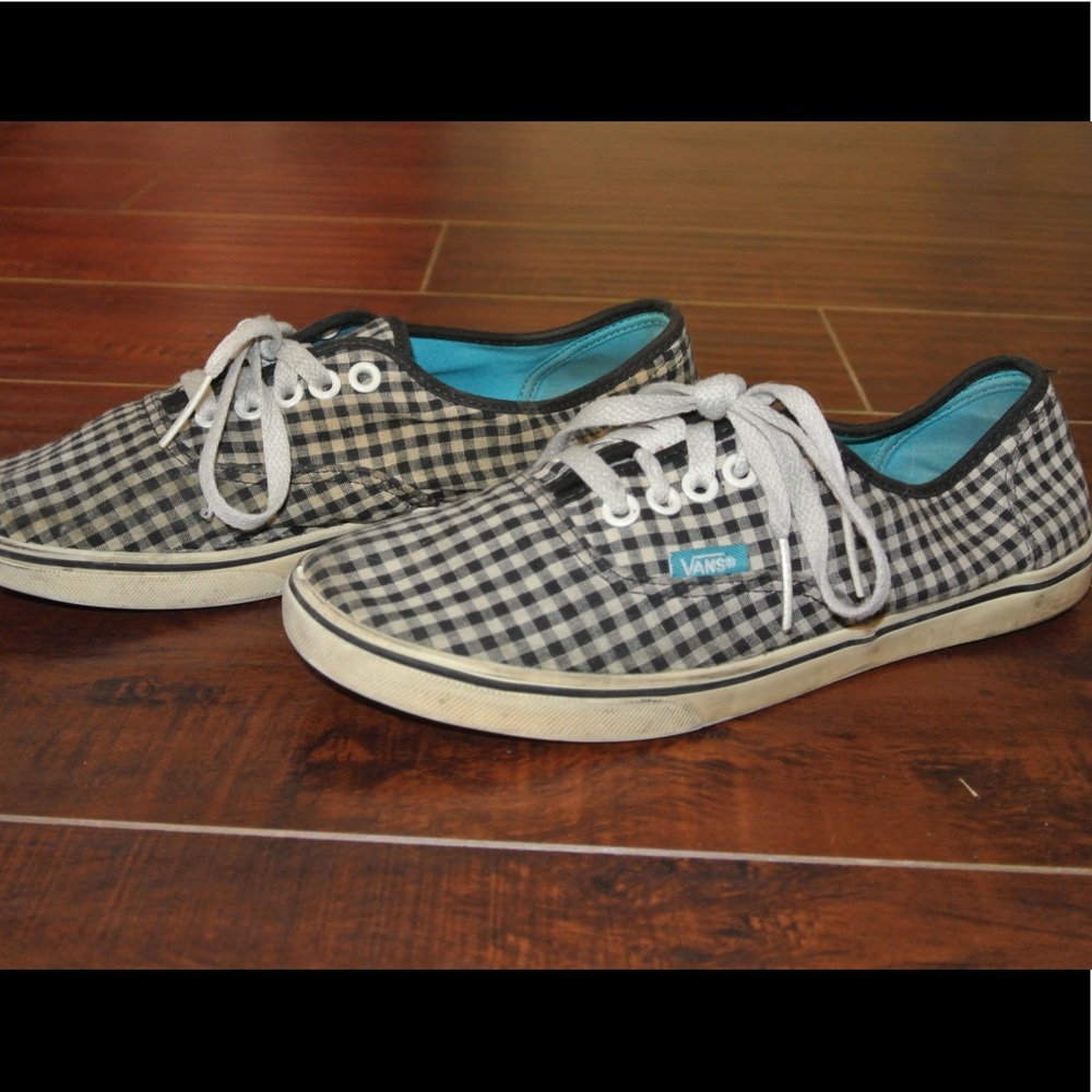 Discontinued Print Vans Lo Pro Authentic's -