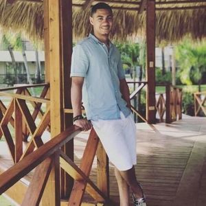 Meet your Posher, Jonatan