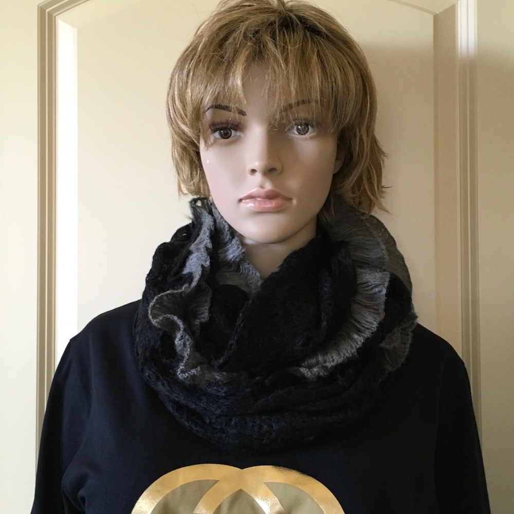 Infinity Scarf - Picture 4 of 8