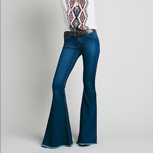 Size 27 Free People mid rise bell bottoms