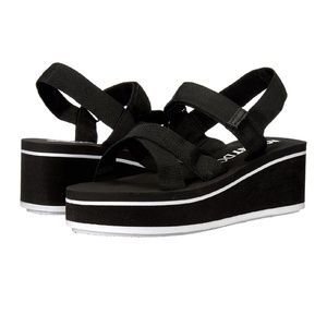 Rocket Dog codes webbing sandals size 10