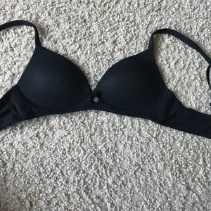 Black 34A victoria secret bra