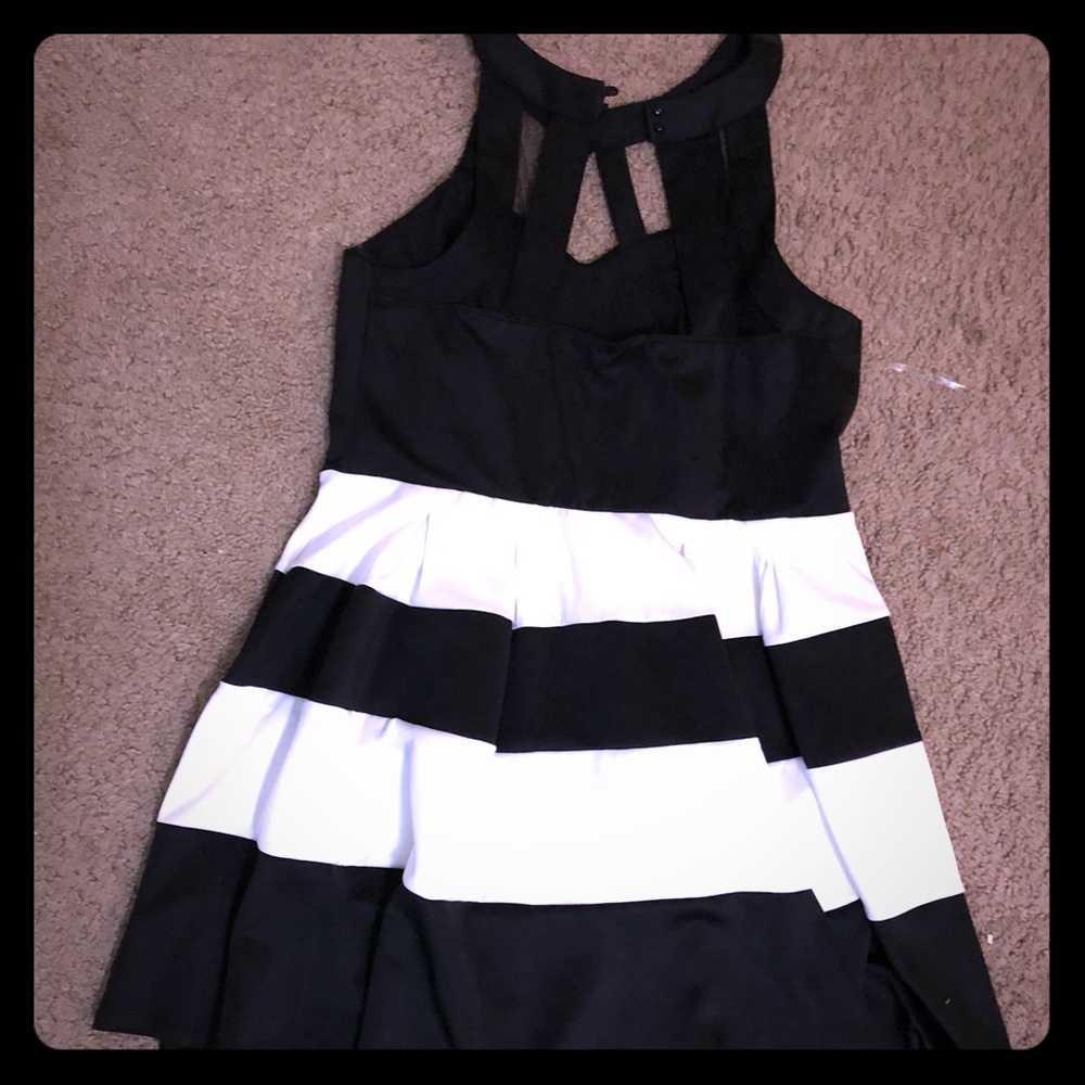 Crystal Doll black and white dress. Size 16.