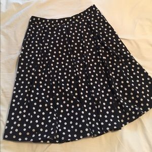 LuLaRoe Madison polka dot Skirt - size Medium