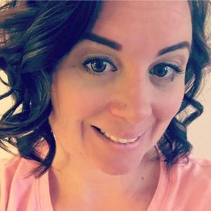 Meet your Posher, Candace