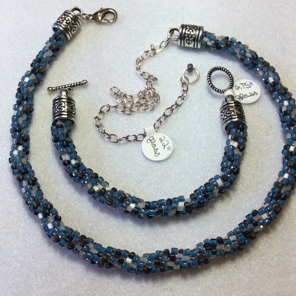 FINAL SALE PRICE Bead Woven 3 Pc. Jewelry Set in TQ, Wht & Multi - Picture 3 of 4