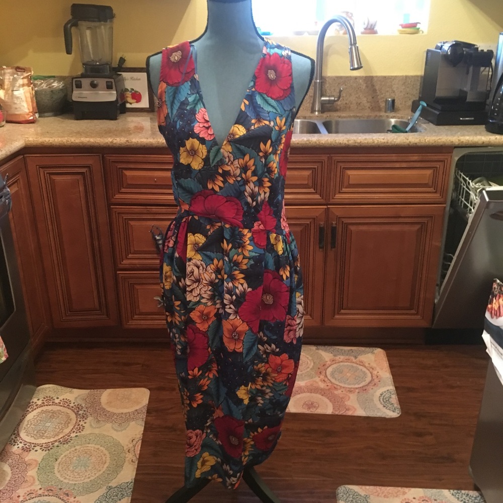 NWOT Closet floral dress sz 6