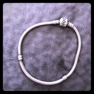 🖤 Pandora Bracelet