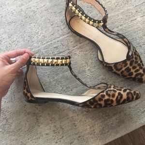 Cheetah Banana Republic Flats with Gold Detail!