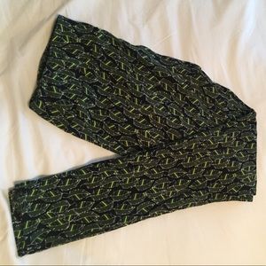 LuLaRoe OS Leggings - feathers